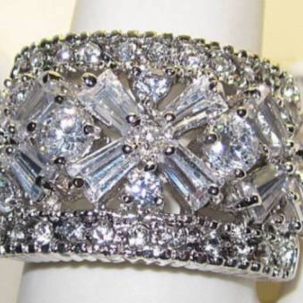 NWT ring white gold plate cubic zirconia wide band - Picture 2 of 5